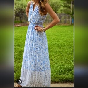 Old Navy Blue Paisley Maxi Dress XS